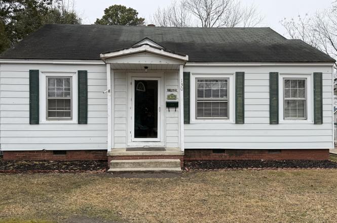 130 S Fairview Cir