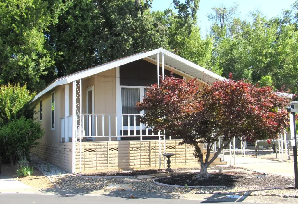 31 Ramon St