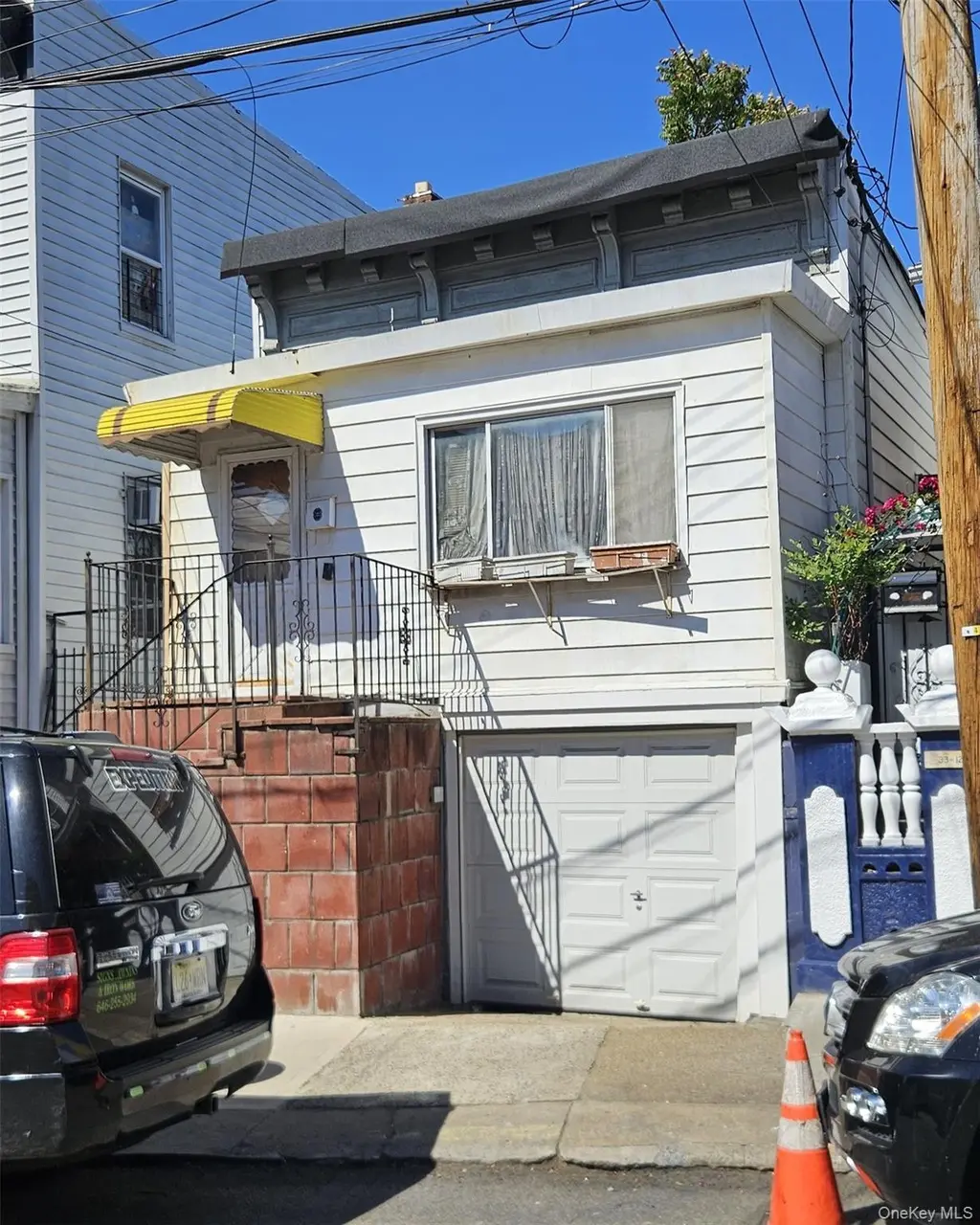 33-14 109th St