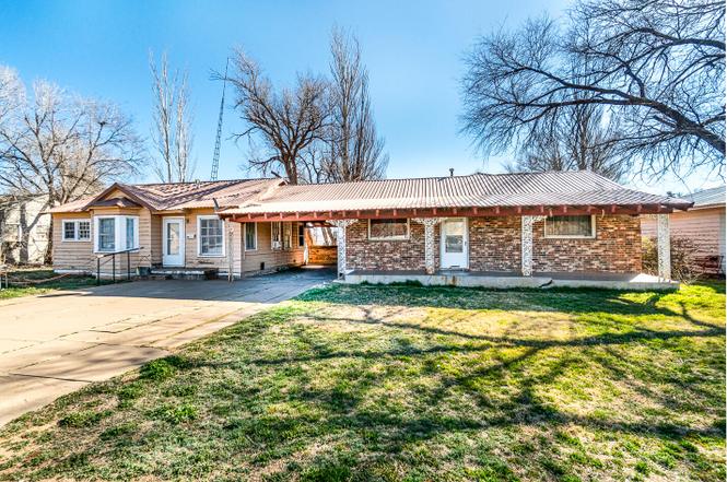 210 N Floyd Ave