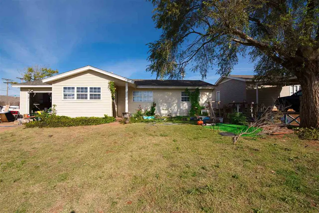 102 Elaine Dr