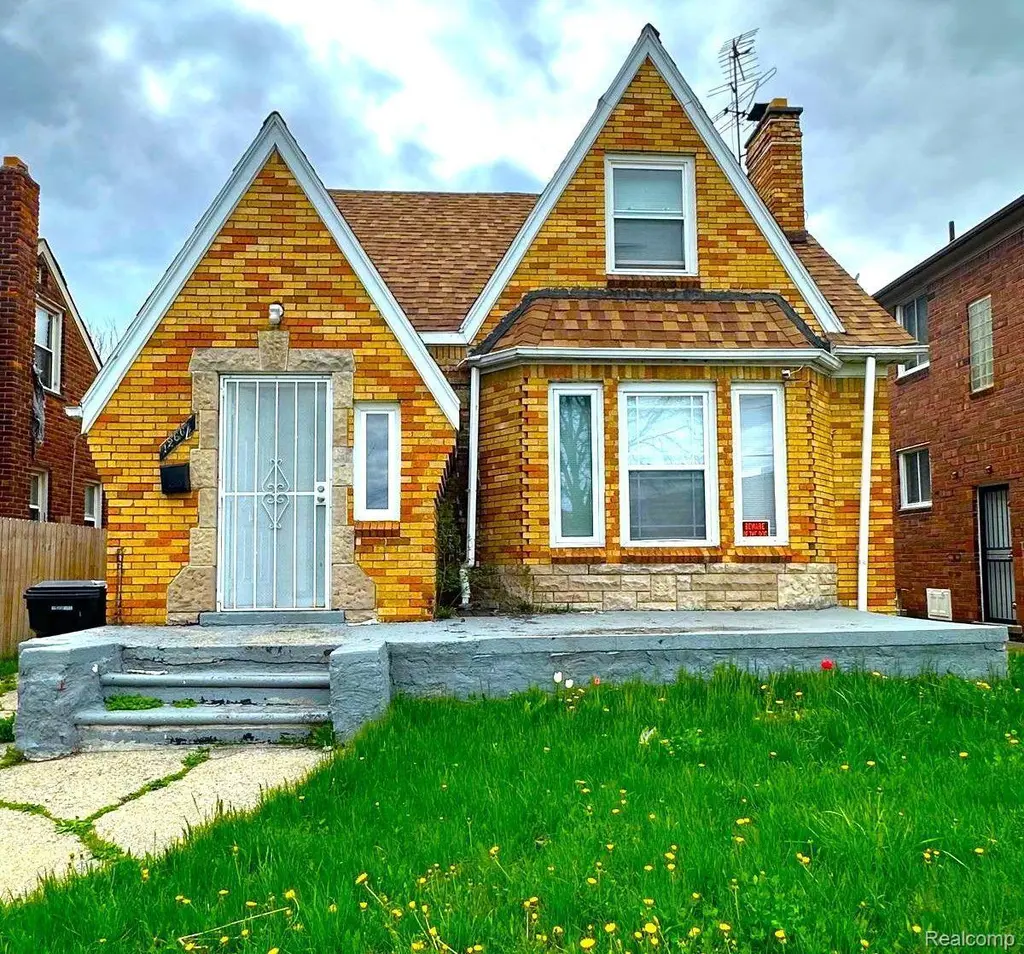 12667 Sorrento St