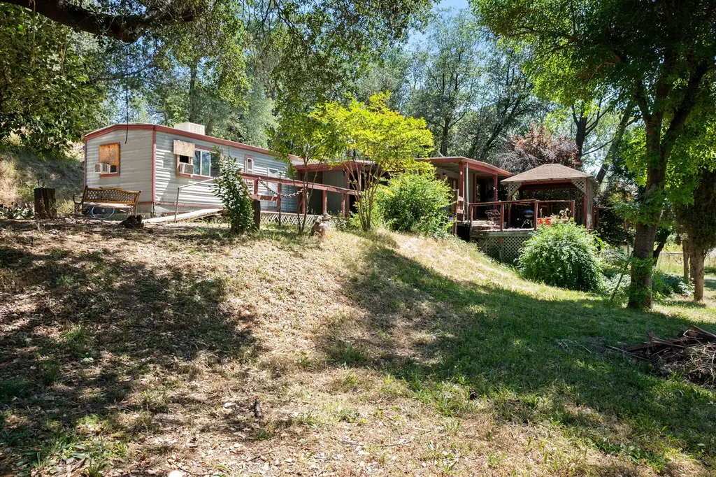 17711 Fuzzy Ln