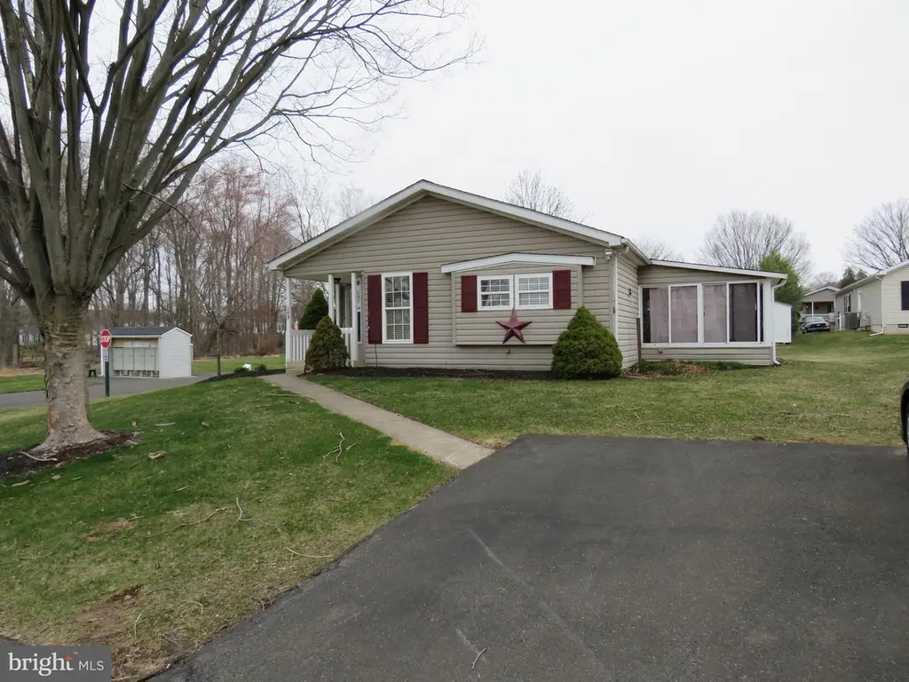 143 Raven Ct
