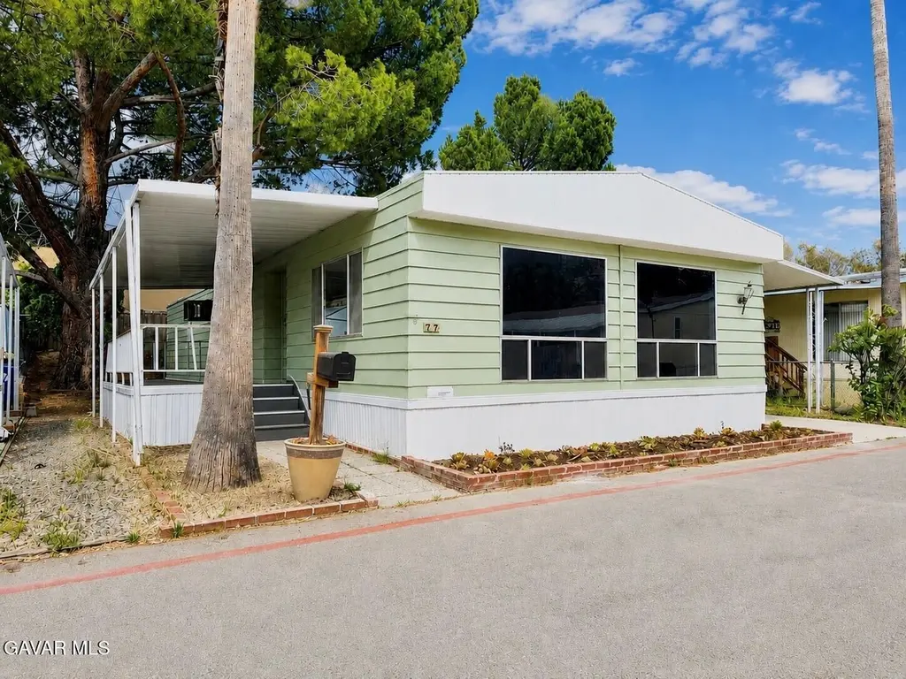 36200 Paradise Ranch Rd Spc 77