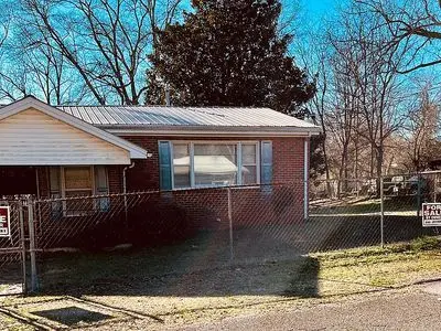 617 Hilltop Ave