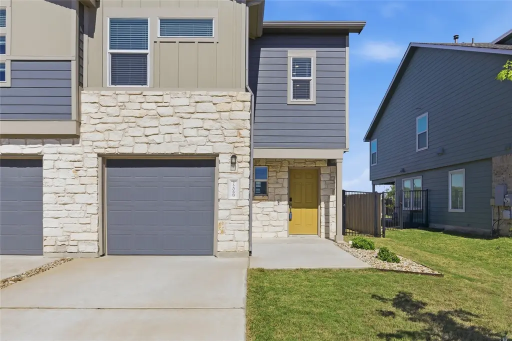 7208 Sparkling Light Dr Unit B
