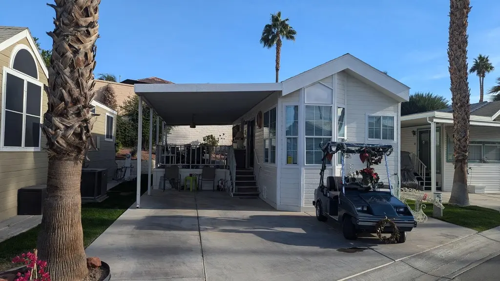 84136 Avenue 44, #627 #627