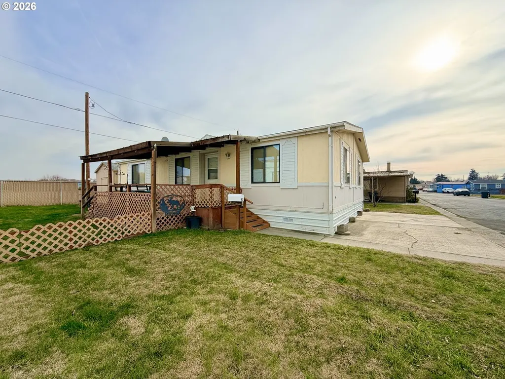 445 E Jennie Ave #92