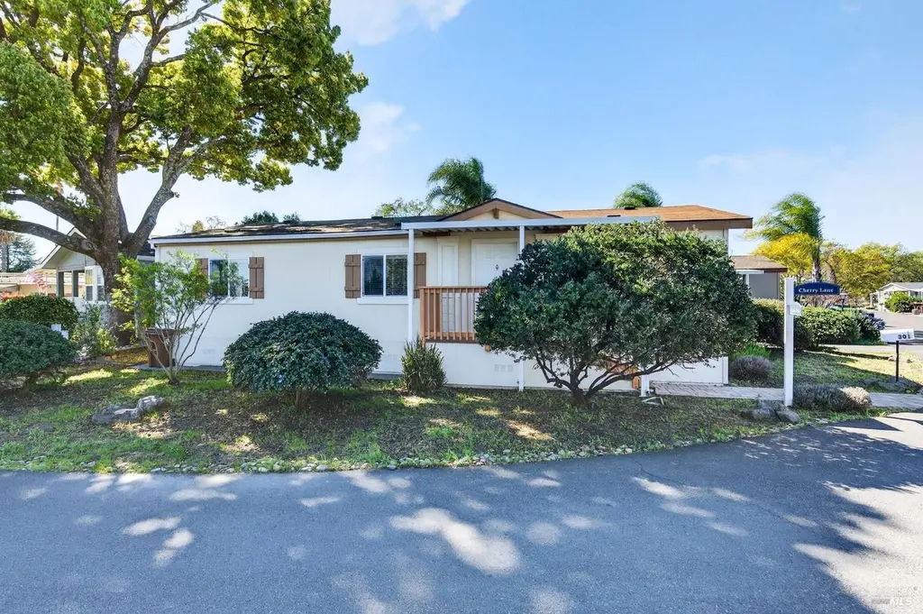 301 Robert Way