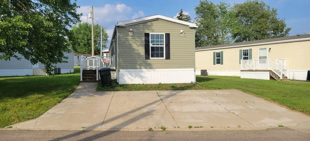 MANSION 49 Little Chippewa Plan