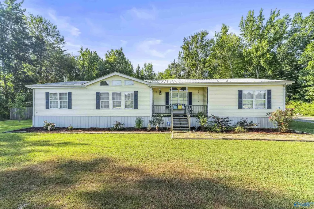 764 Rolan Gooch Rd