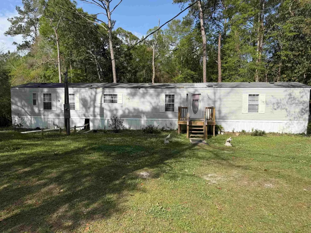 305 Cherokee Dr