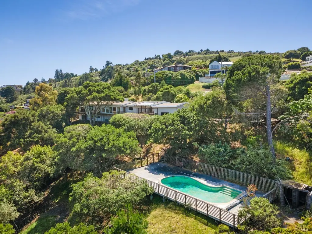 145 Antonette Dr