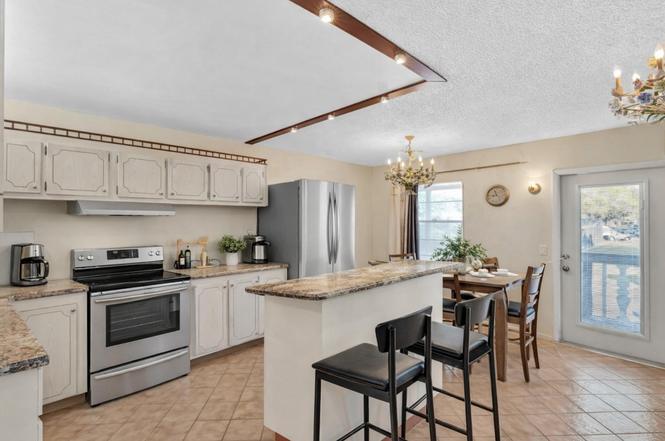 238 Ventnor Q #238