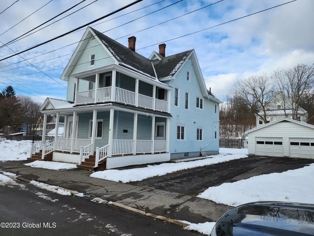 30 Milton Ave