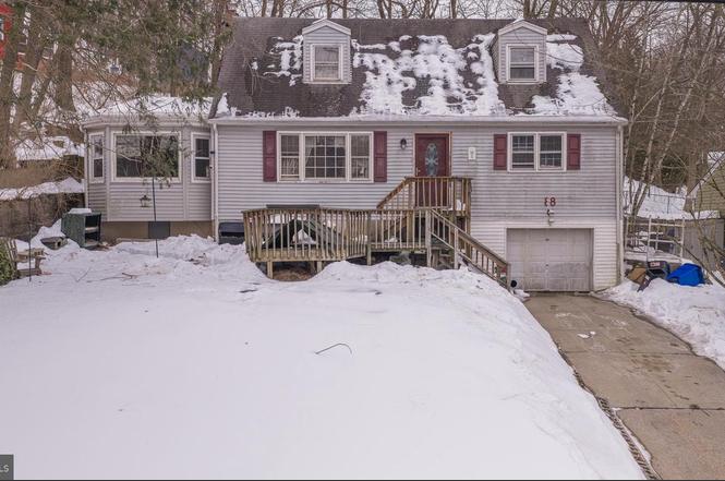 88 Lakeshore Dr