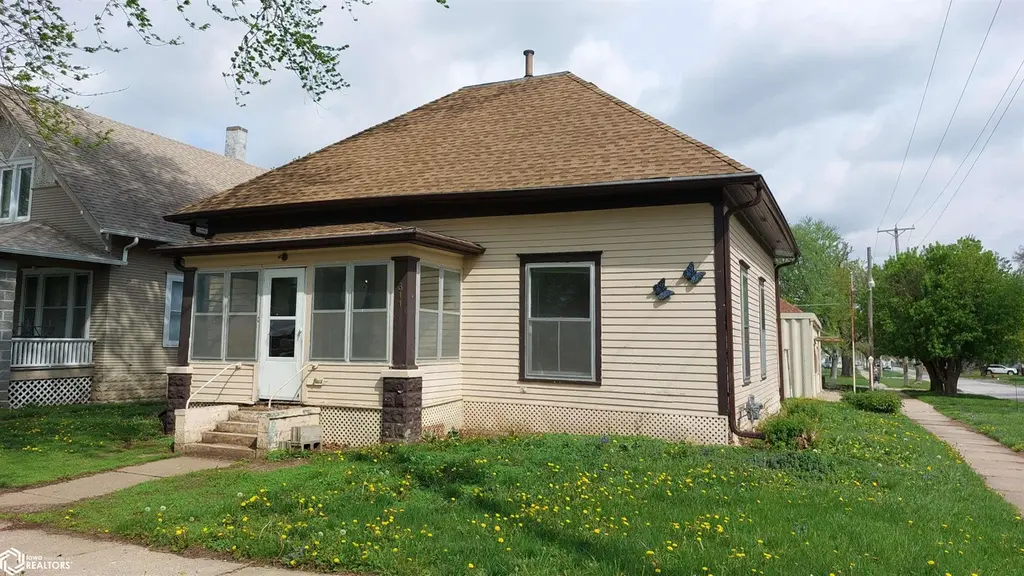 311 E Prospect St