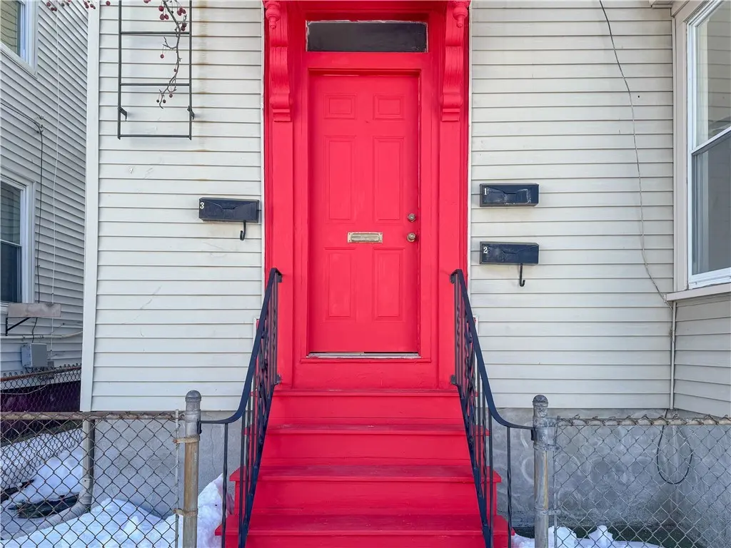 86 Bernon St