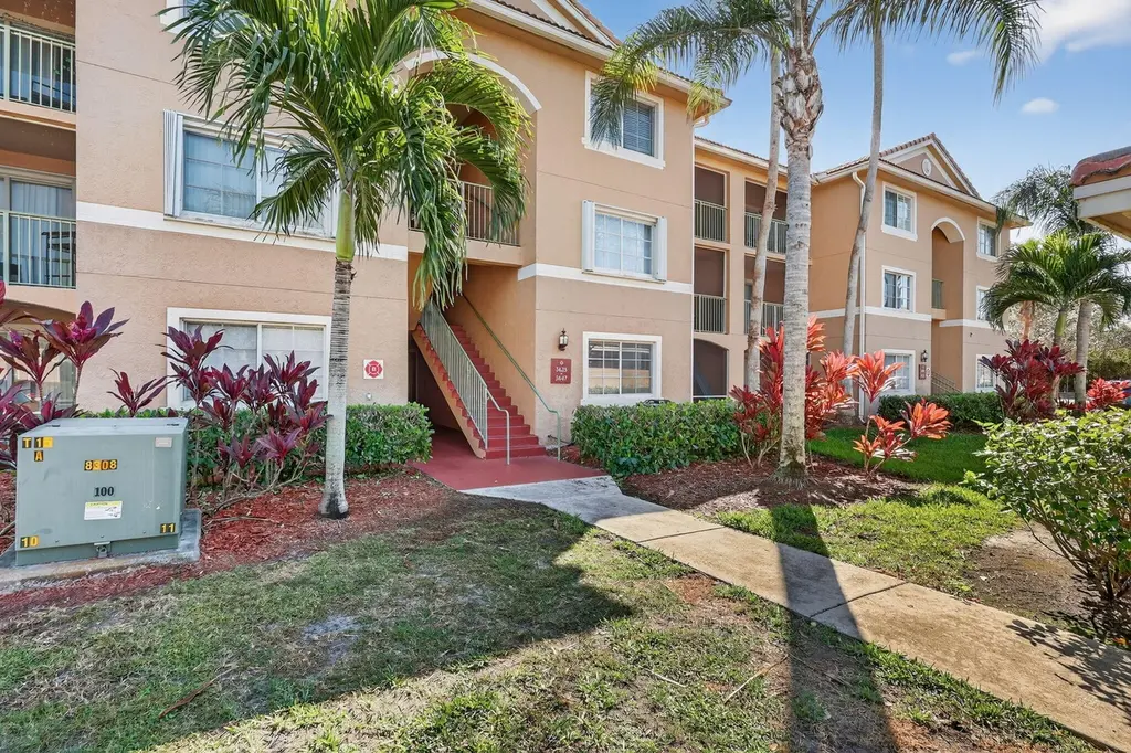 3643 NW Mediterranean Ln #103