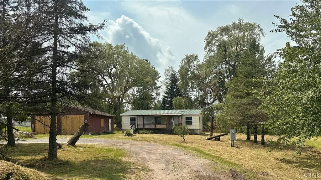 5223 Moore Rd