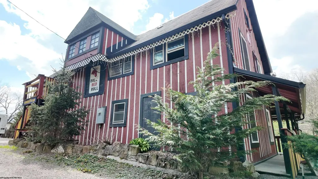 151 Patricia Ave