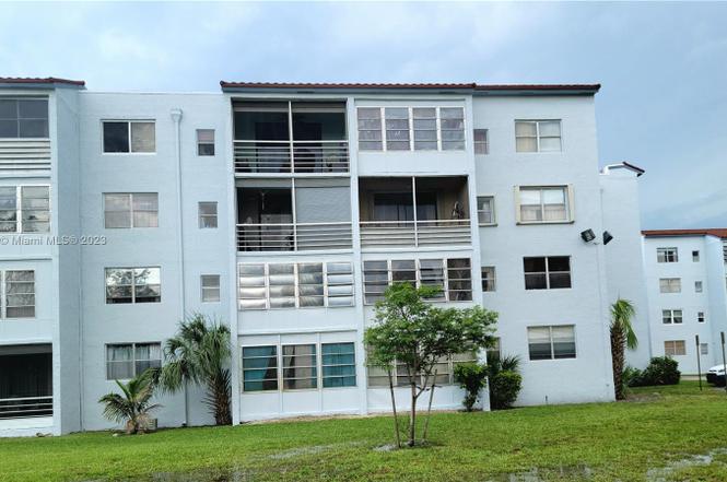 2860 Somerset Dr Unit 400K