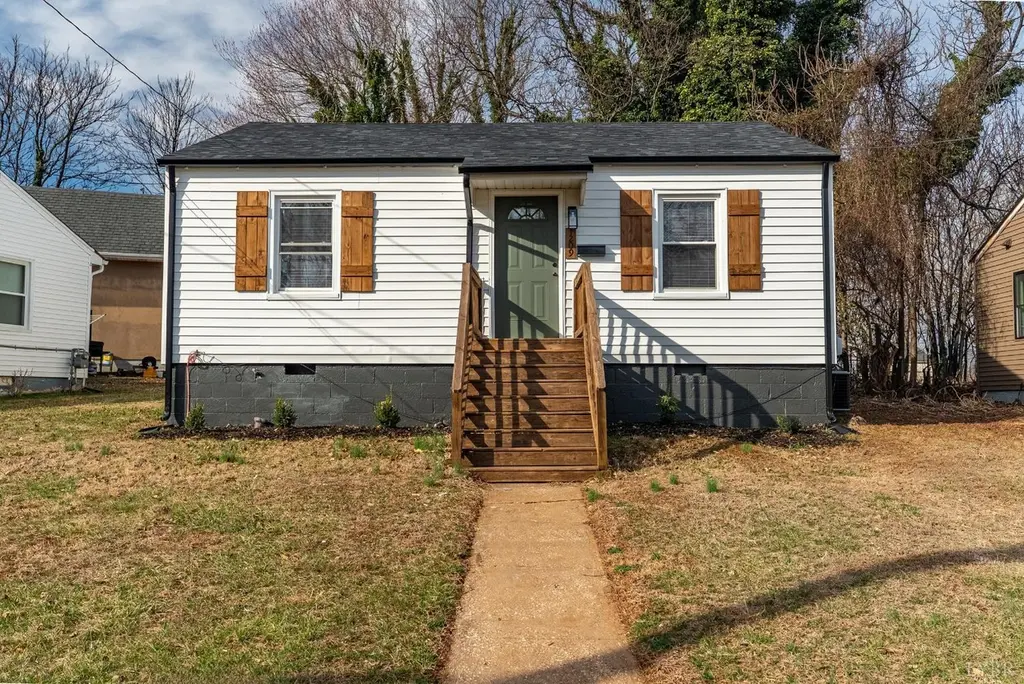 1209 Shirley Rd