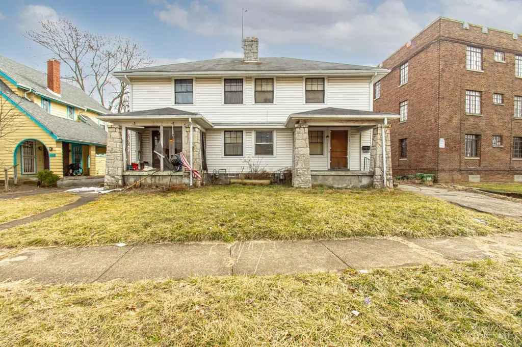 466 Allwen Dr