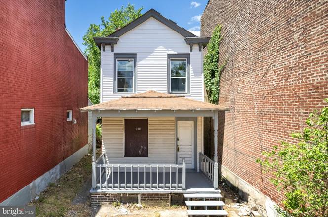 346 Walnut Ave