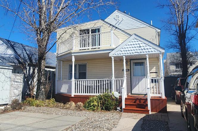 623 W Spruce Ave