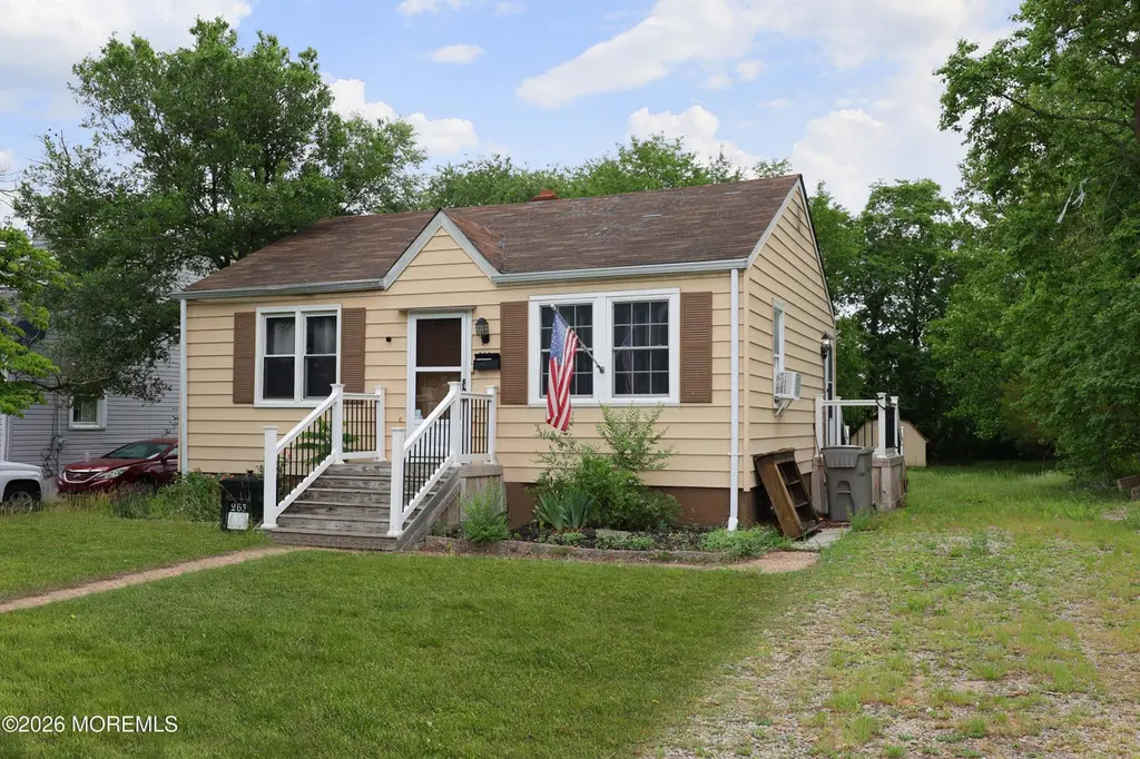 263 Elizabeth Ave