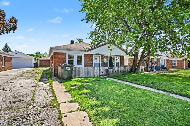11559 S Kedzie Ave S