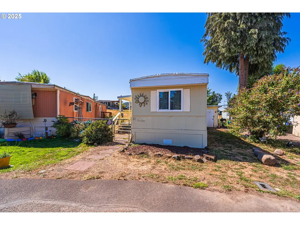 34956 Seavey Loop Rd #11