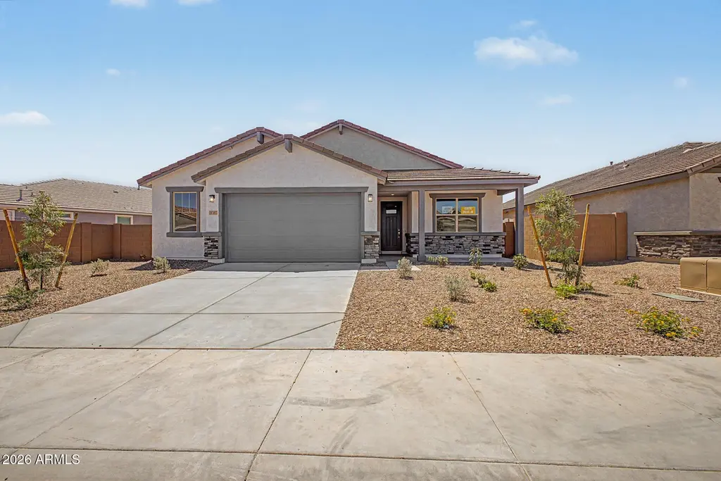 18585 W Tohono Dr