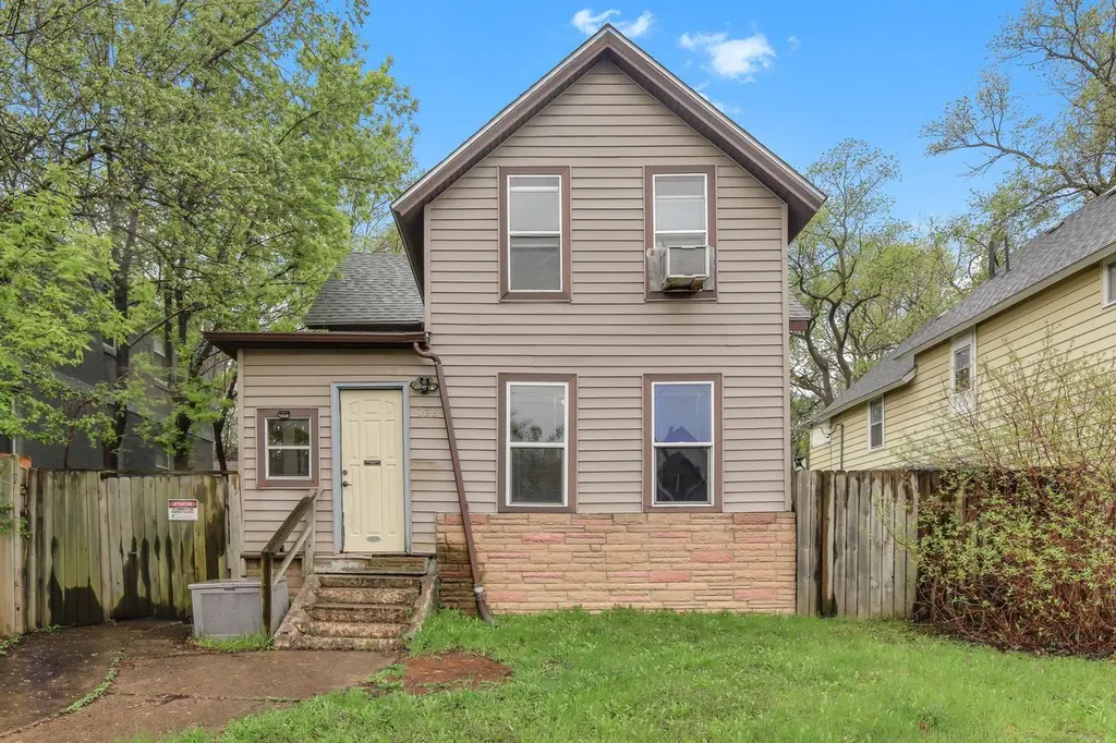 768 Minnehaha Ave E
