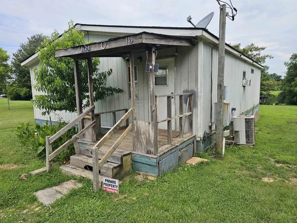 145 Norment Ln