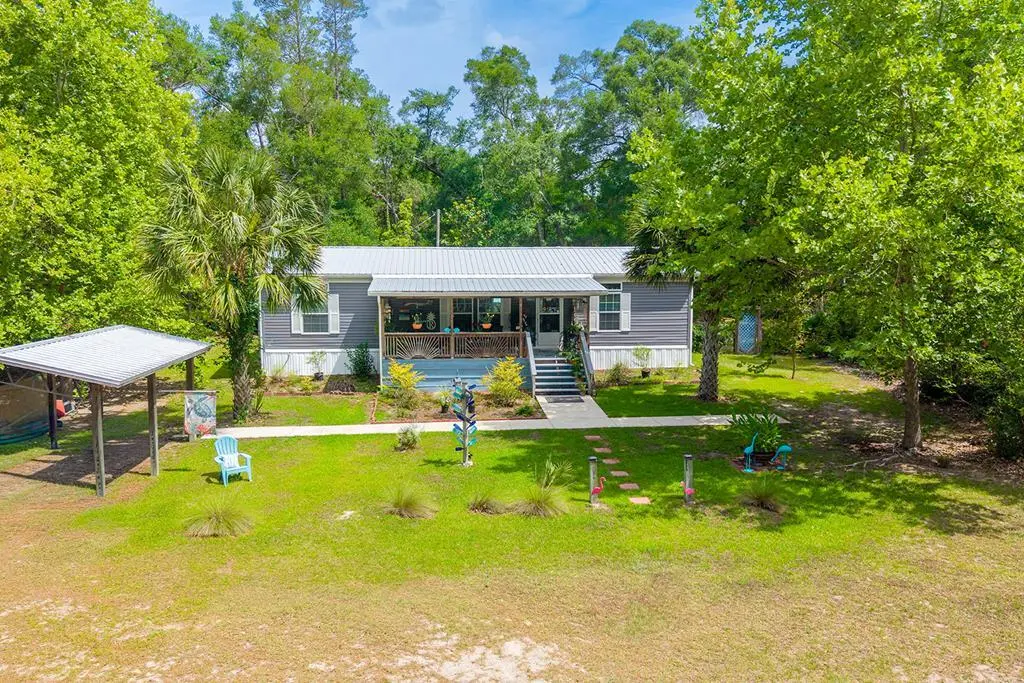 225 NE 543rd Ave