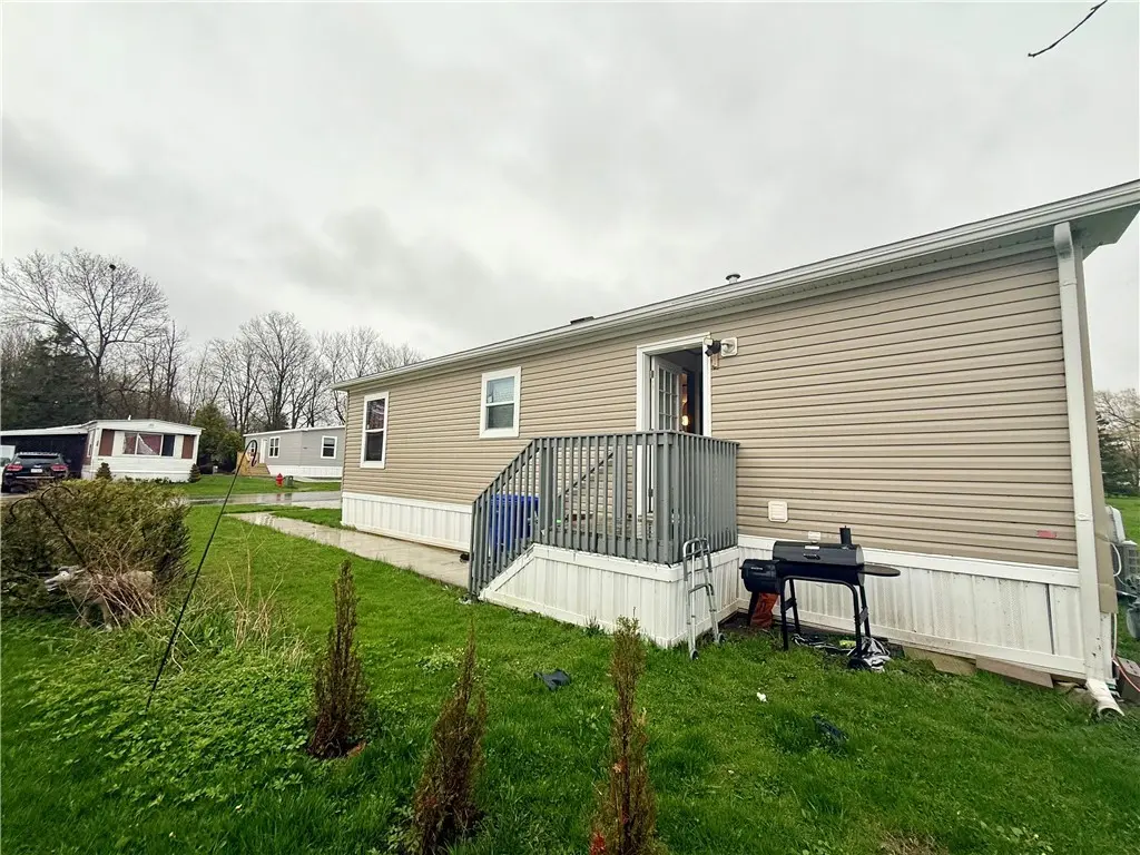 109 E Canyon Dr