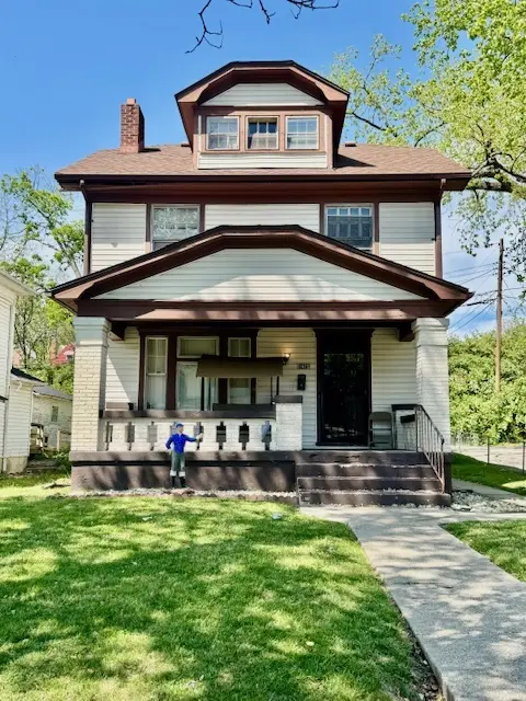 1415 Lexington Ave