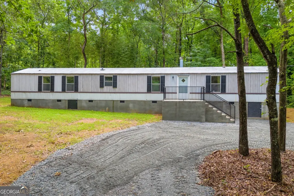162 Stillwater Rd