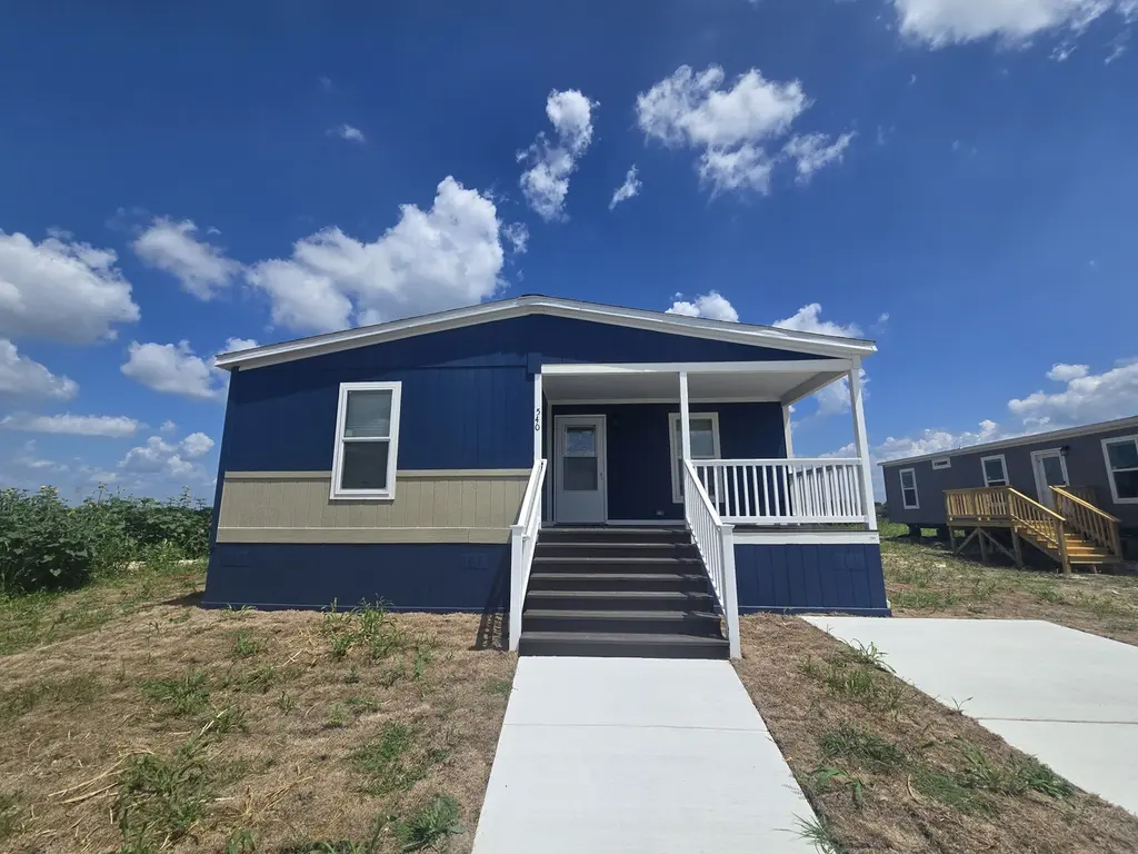 540 Broken Arrow Ln #538