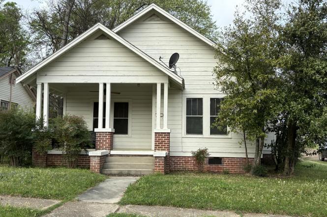 231 Dobson Ave