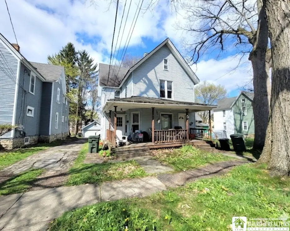 17 Columbia Ave