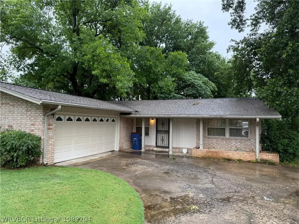 4522 Skywood Dr
