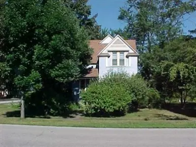 201 N Main St