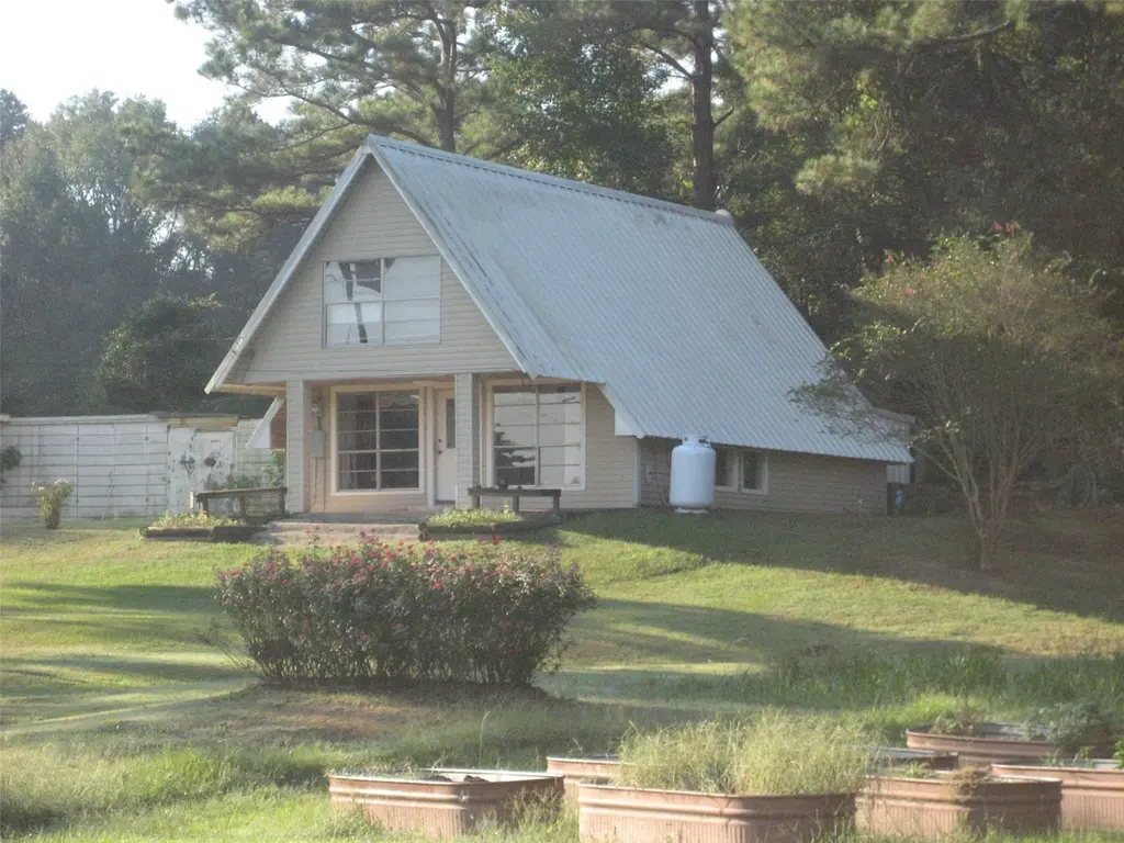 112 Hilltop Dr