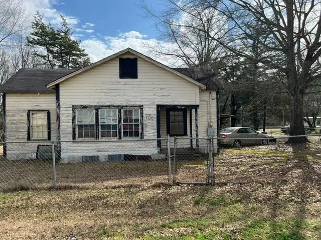 104 Pearl St