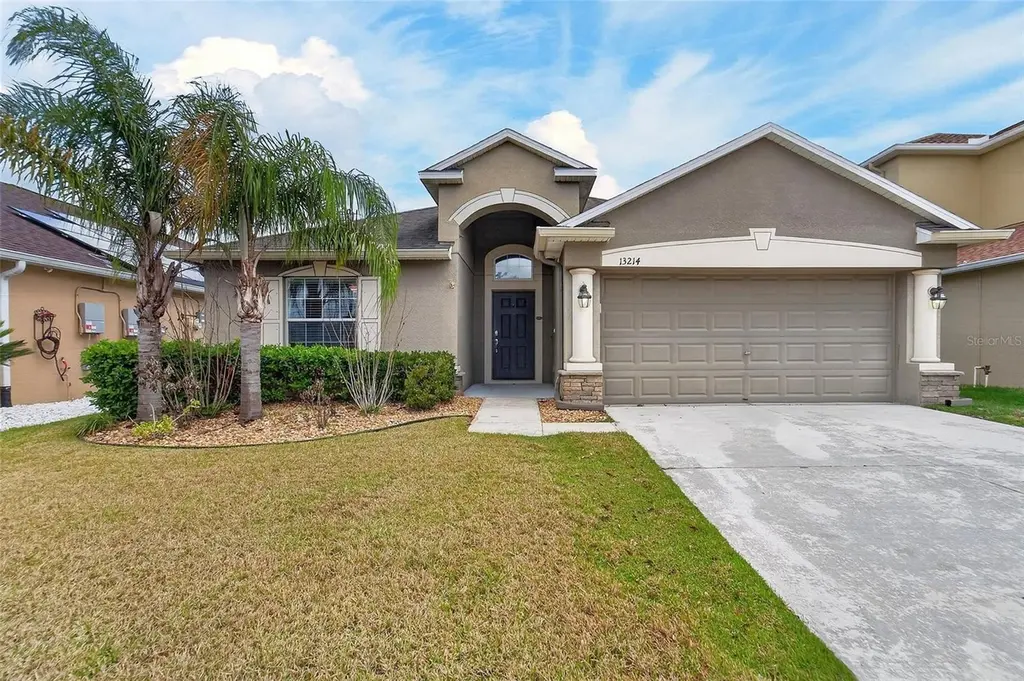 13214 Royal Pines Ave