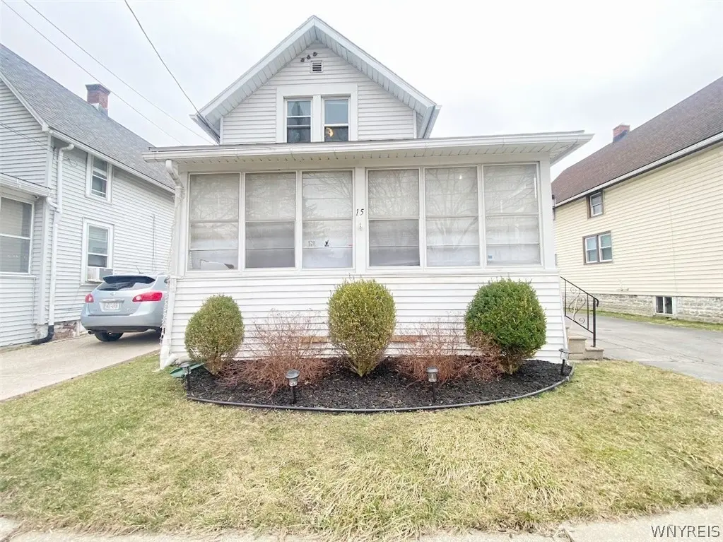 15 Linwood Ave